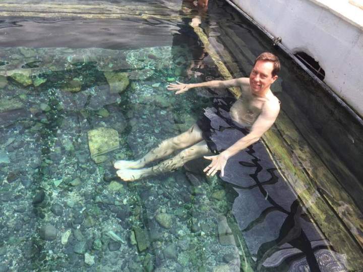 Dgls by self in pool